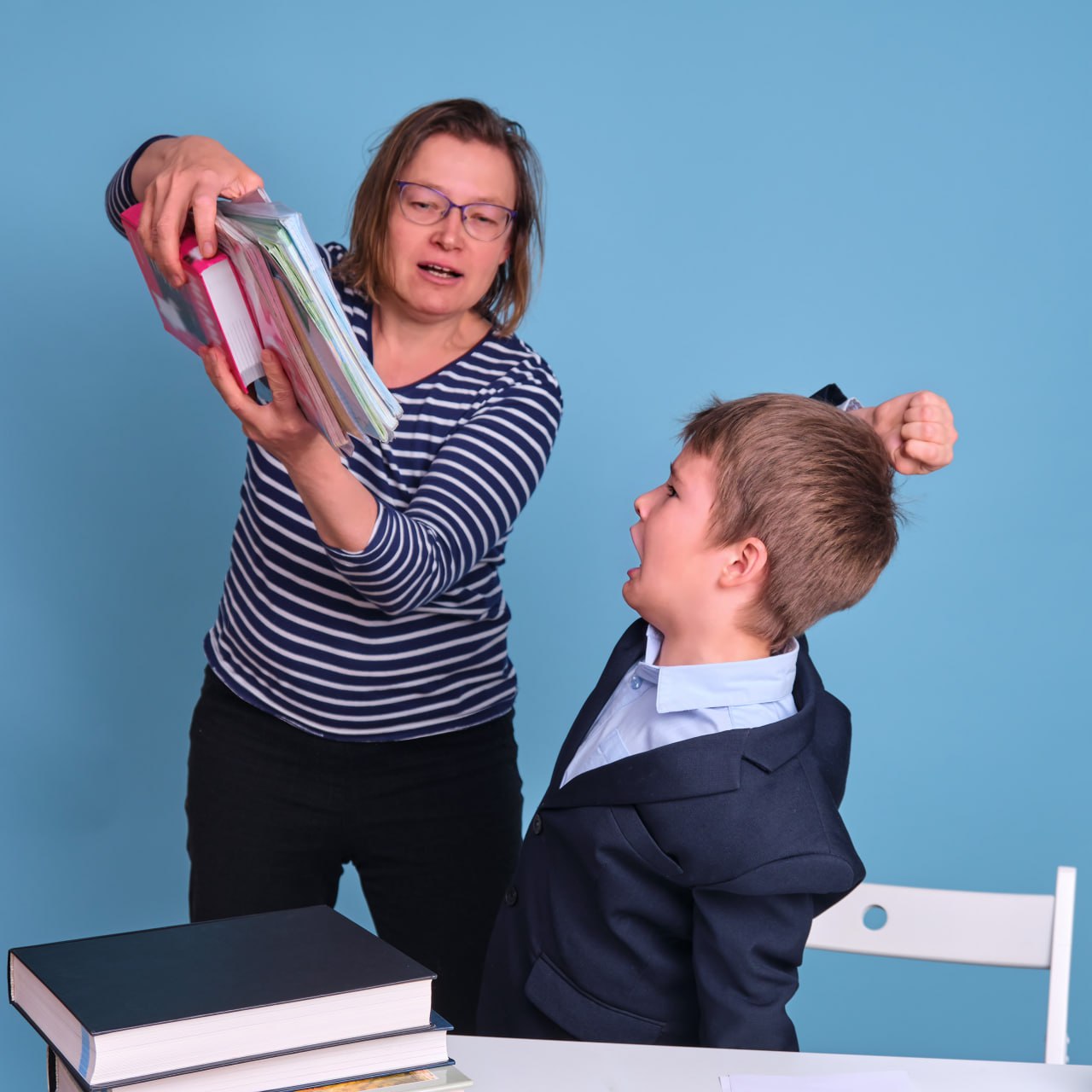 Ребенок стал конфликтным и не слушается