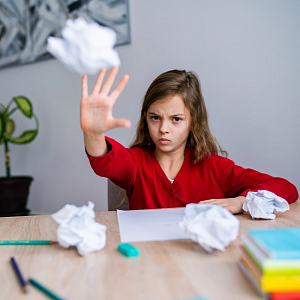 Нарушения нервно-психического развития детей с синдромом дефицита внимания и гиперактивностью: клинические наблюдения